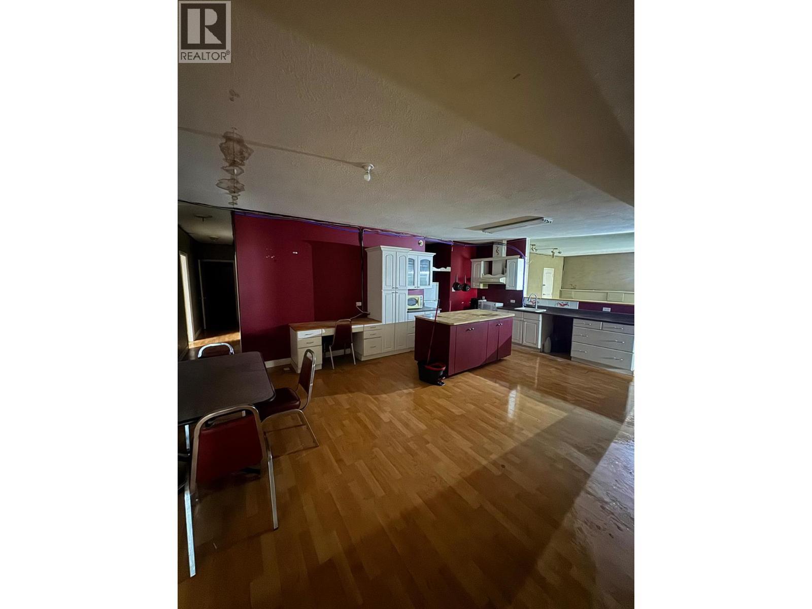 1034 Trans Canada Highway, Cache Creek, BC