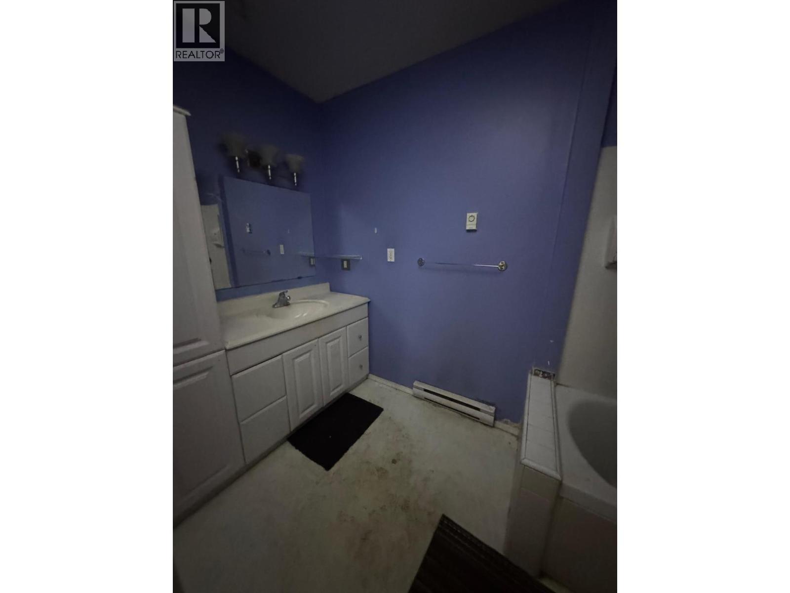 1034 Trans Canada Highway, Cache Creek, BC