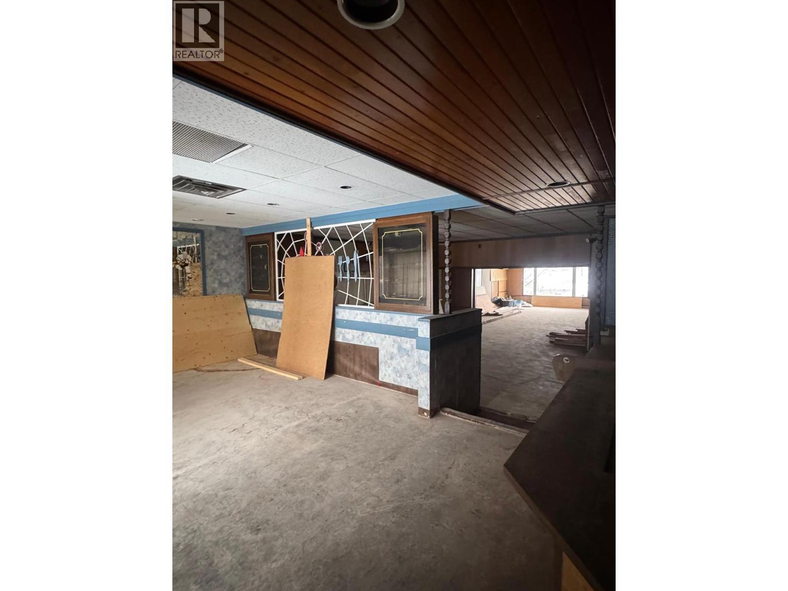 1034 Trans Canada Highway, Cache Creek, BC