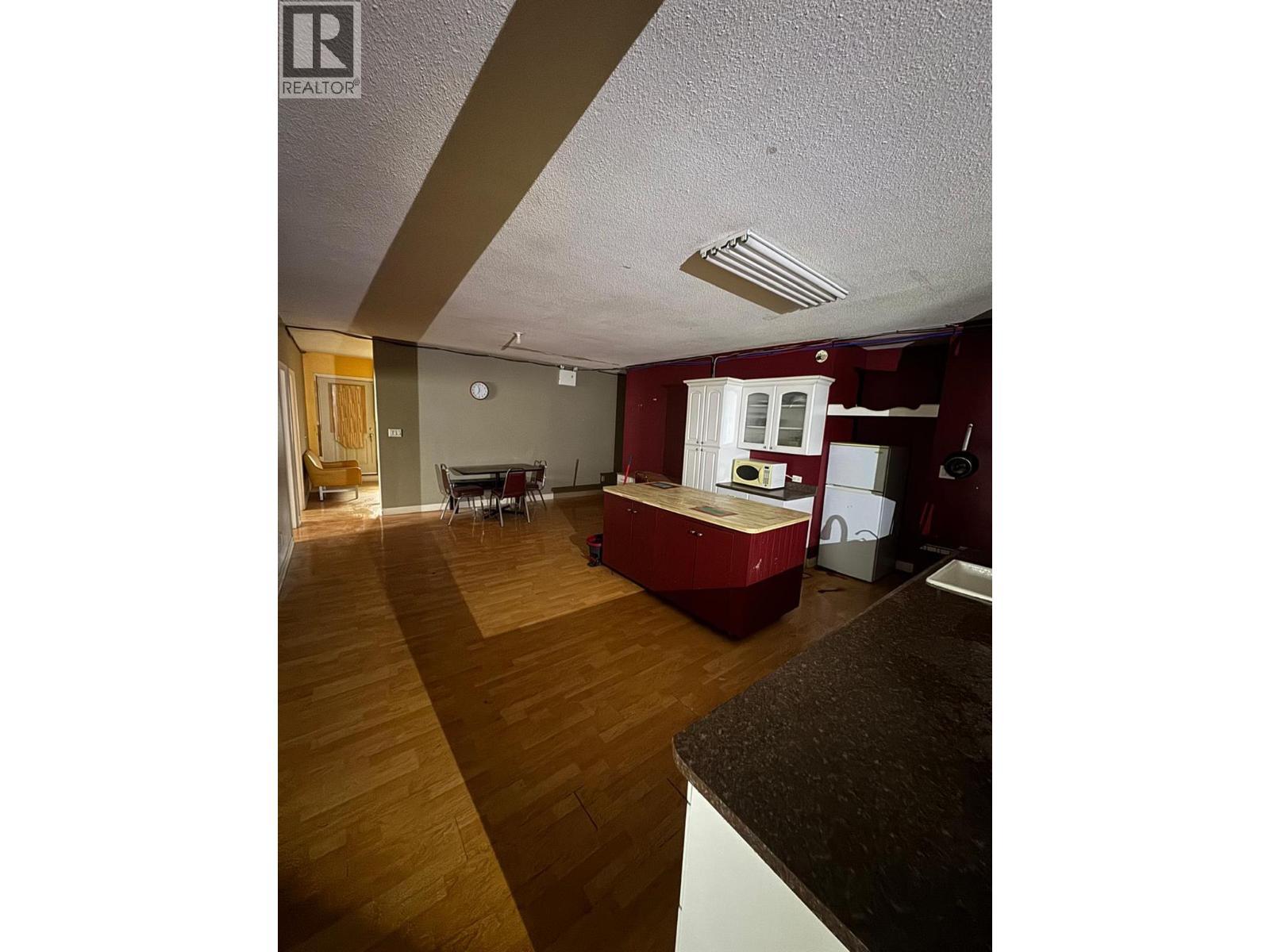 1034 Trans Canada Highway, Cache Creek, BC