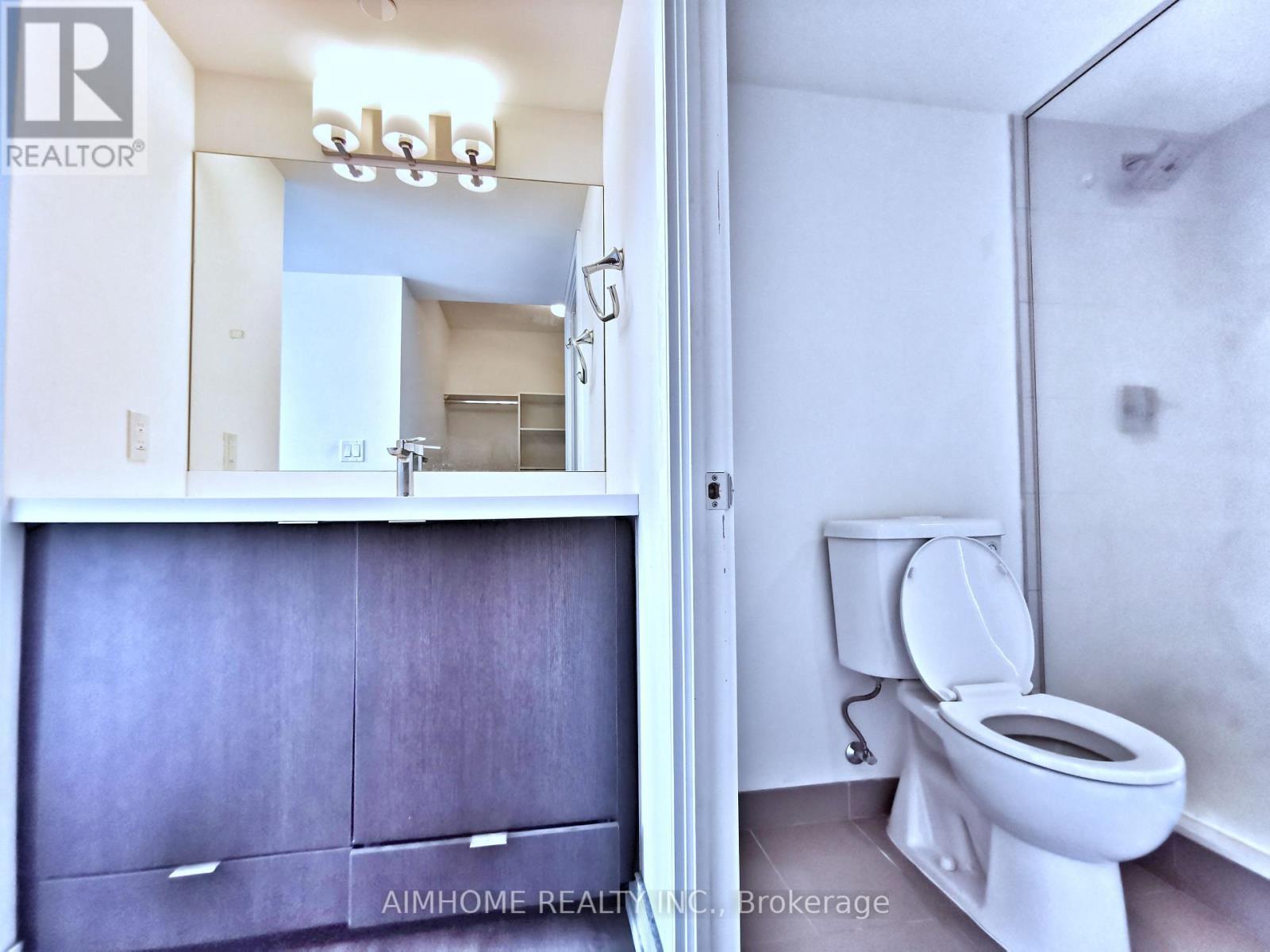 2111 - 89 Mcgill Street, Toronto, ON - Indoor Photo Showing Bathroom