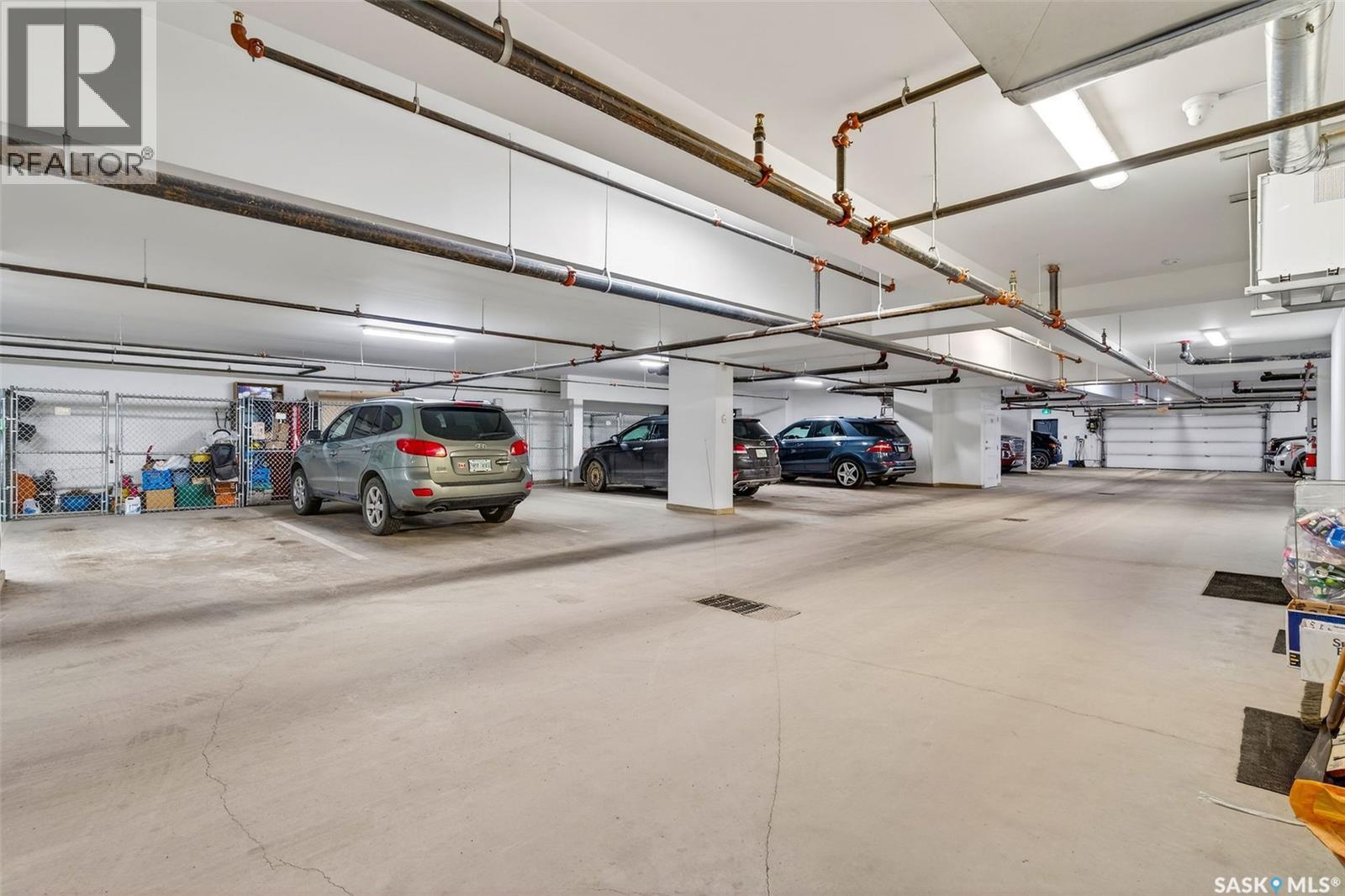 304 2800 Lakeview Drive, Prince Albert, SK - Indoor Photo Showing Garage