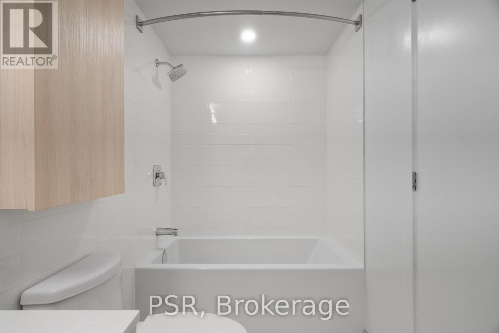 703 - 299 Campbell Avenue, Toronto, ON - Indoor Photo Showing Bathroom