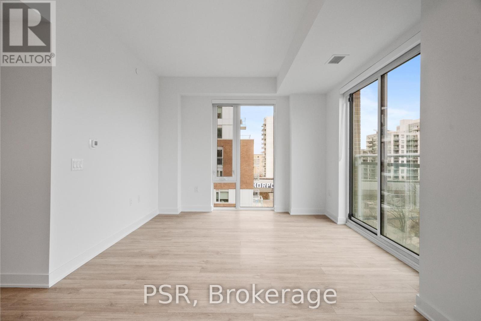 703 - 299 Campbell Avenue, Toronto, ON - Indoor Photo Showing Other Room