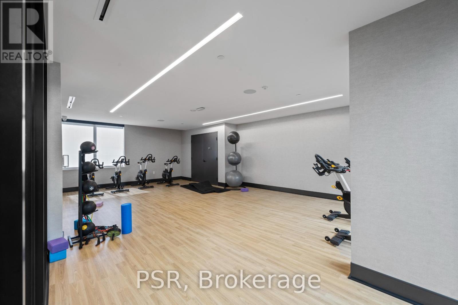 703 - 299 Campbell Avenue, Toronto, ON - Indoor Photo Showing Gym Room