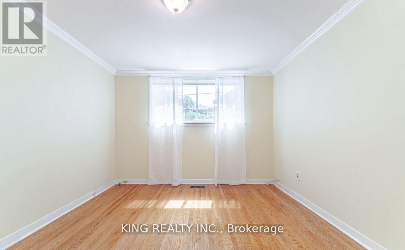 43 Grange Drive, Brampton, ON - Indoor Photo Showing Other Room