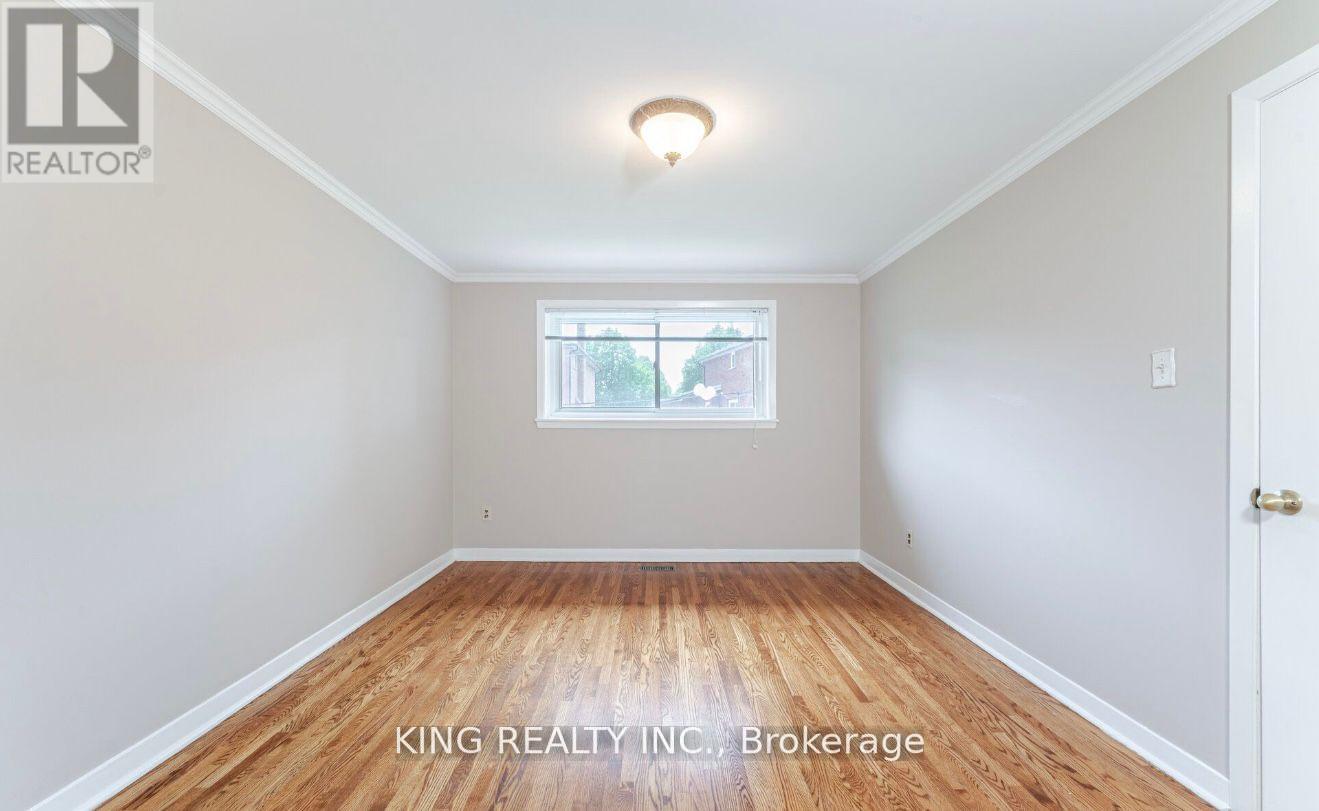 43 Grange Drive, Brampton, ON - Indoor Photo Showing Other Room