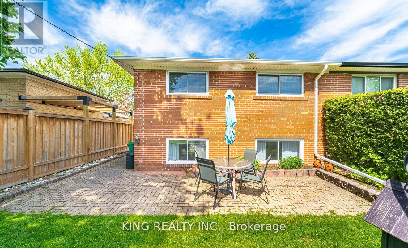 43 Grange Drive, Brampton, ON - Outdoor With Deck Patio Veranda With Exterior