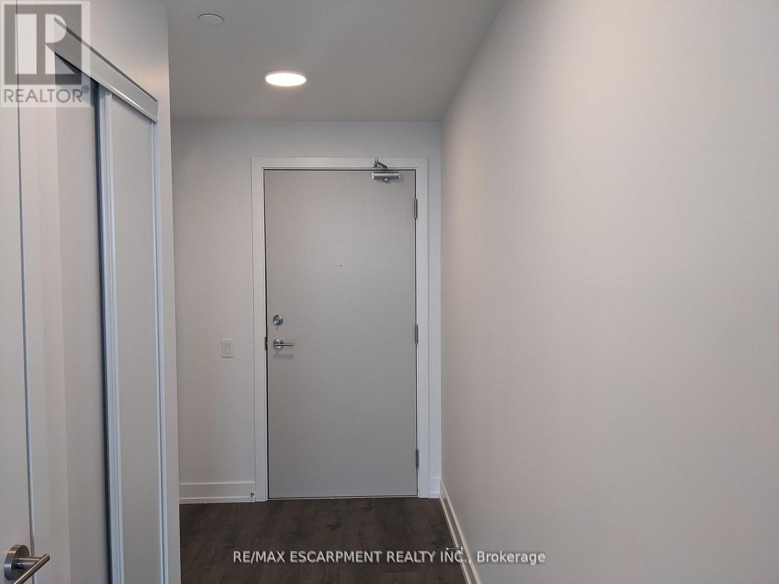 910 - 225 Veterans Drive, Brampton, ON - Indoor Photo Showing Other Room