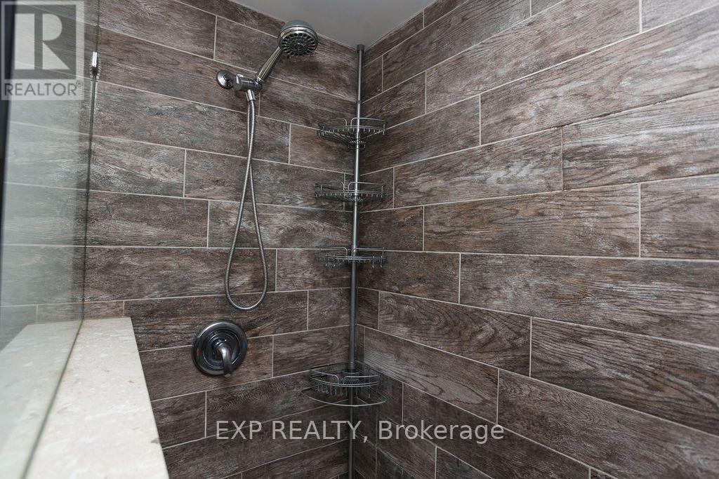 Bsmt - 136 Fleming Way, Shelburne, ON - Indoor Photo Showing Bathroom