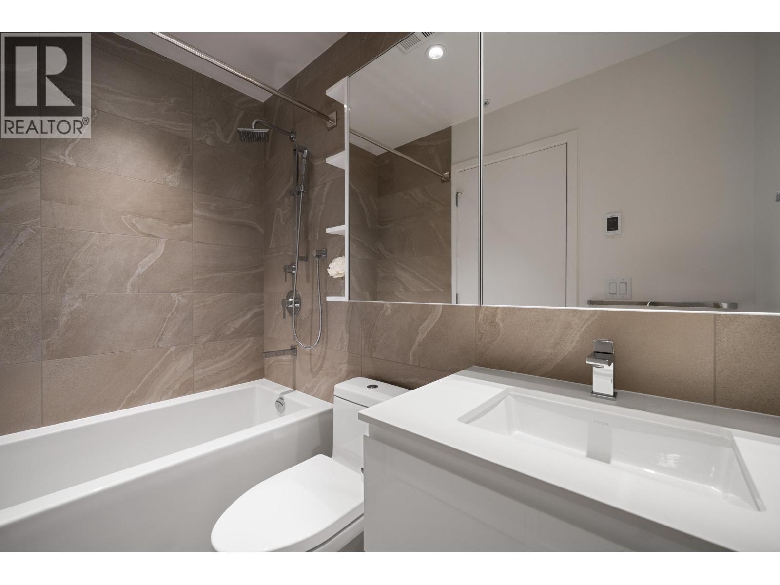 915 6200 Minoru Boulevard, Richmond, BC