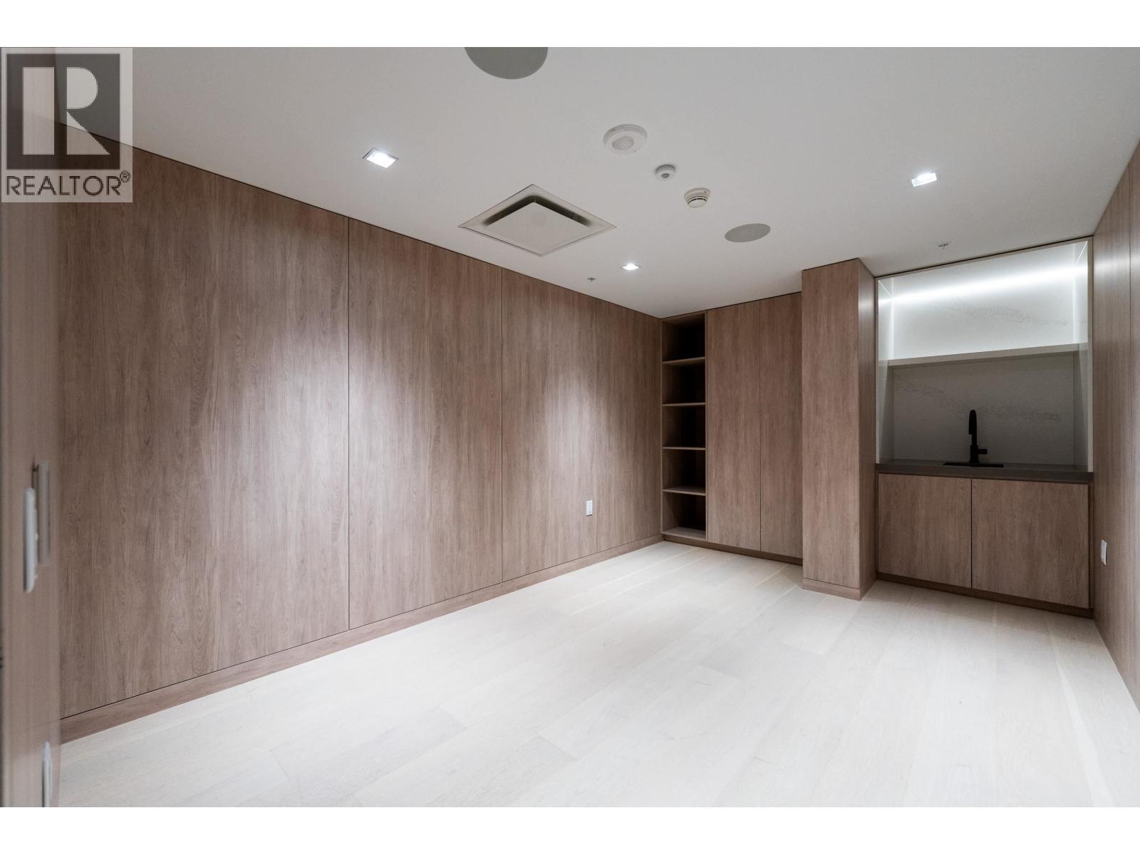 915 6200 Minoru Boulevard, Richmond, BC