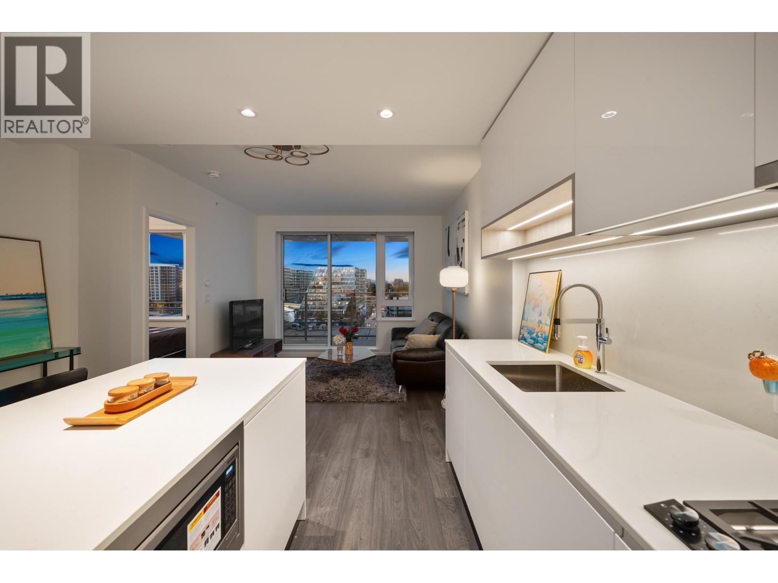 915 6200 Minoru Boulevard, Richmond, BC