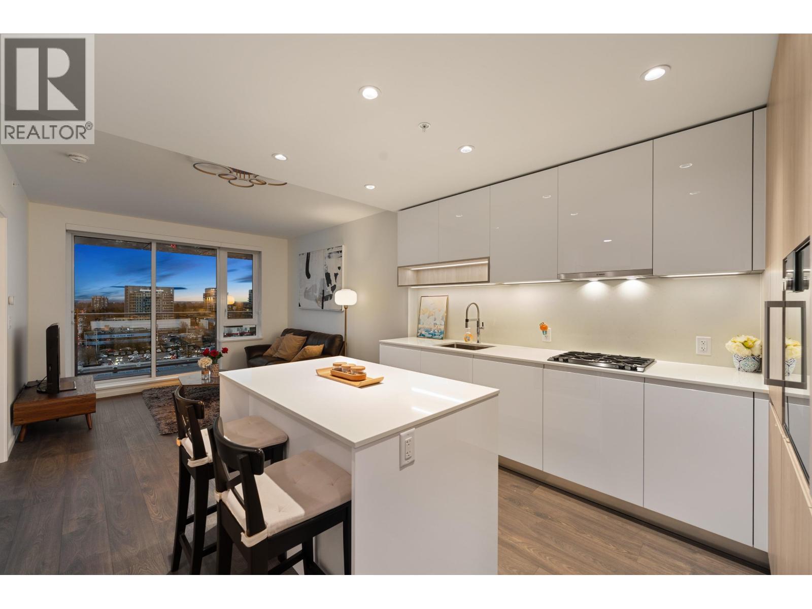 915 6200 Minoru Boulevard, Richmond, BC