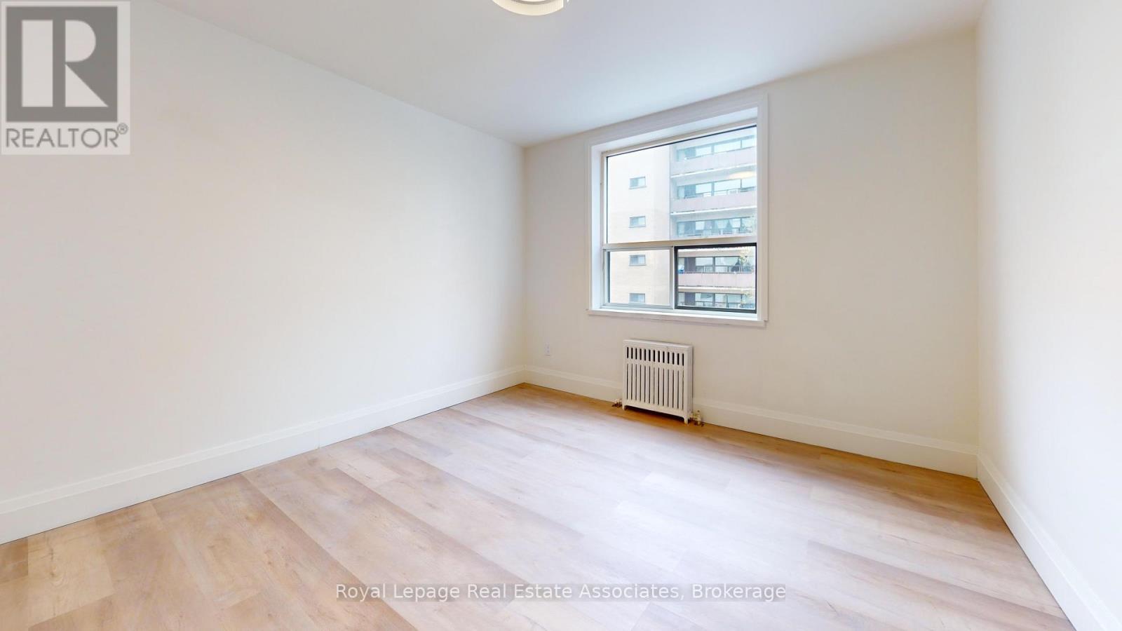 BEDROOM SOUTH FACING VIEW - 23 - 1 Marquette Avenue, Toronto, ON - Indoor Photo Showing Other Room
