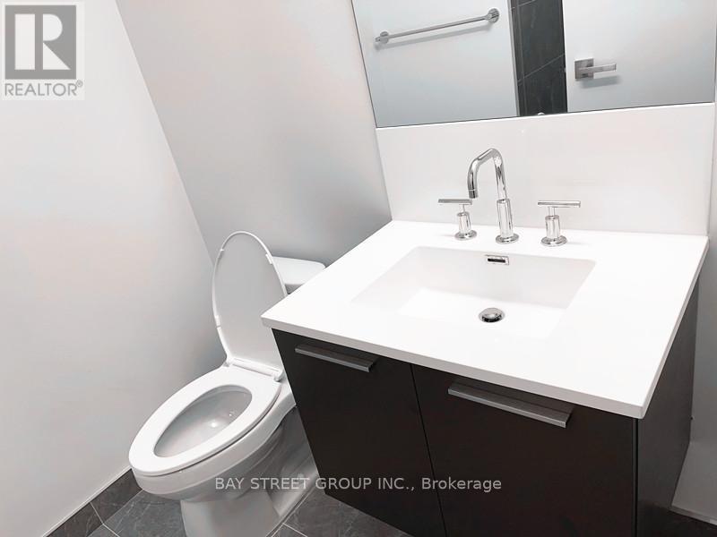 1710 - 3 Gloucester Street W, Toronto, ON - Indoor Photo Showing Bathroom