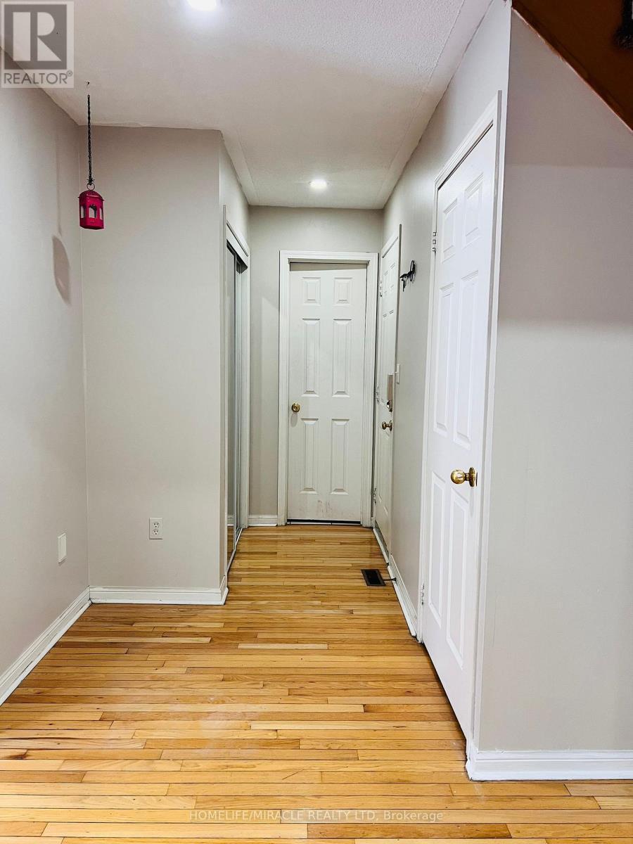 16 Marshmarigold Drive, Brampton, ON - Indoor Photo Showing Other Room