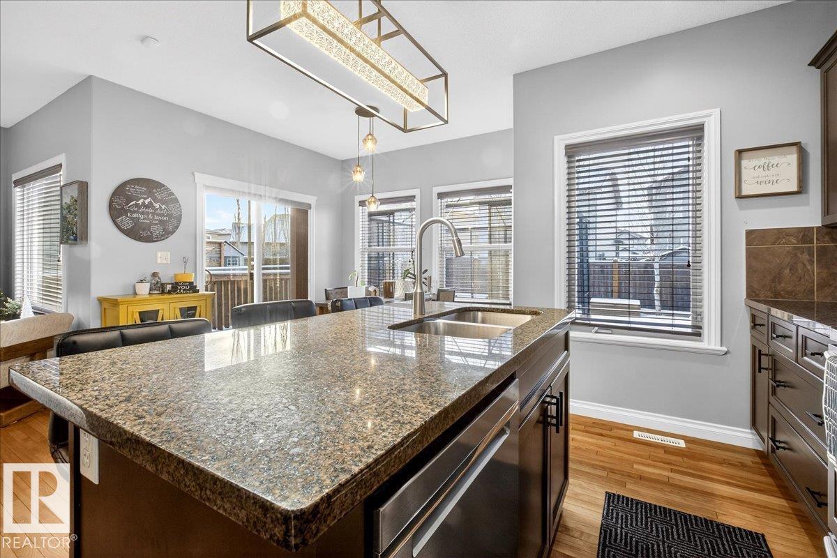 302 Silverstone Wy, Stony Plain, AB