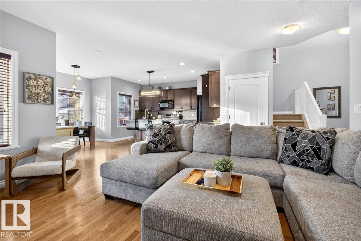 302 Silverstone Wy, Stony Plain, AB