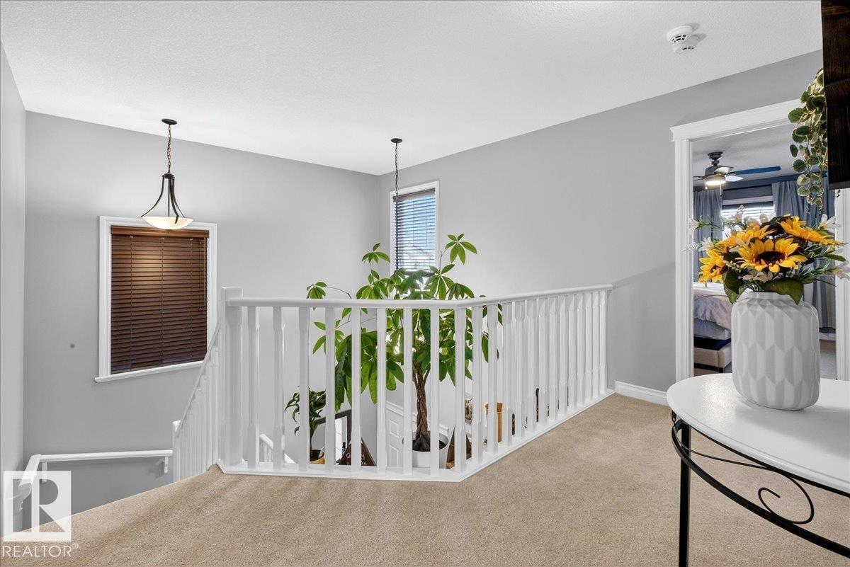 302 Silverstone Wy, Stony Plain, AB