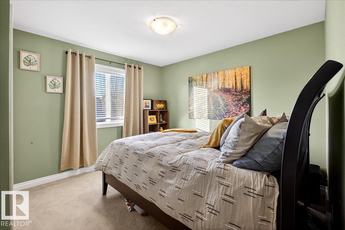 302 Silverstone Wy, Stony Plain, AB