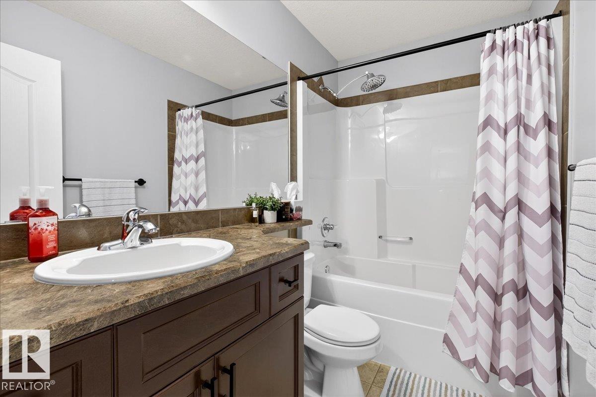 302 Silverstone Wy, Stony Plain, AB