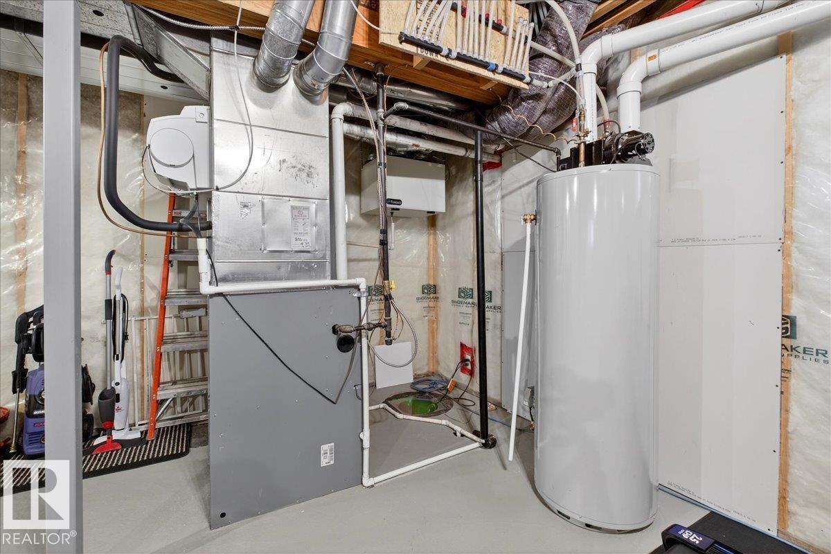 302 Silverstone Wy, Stony Plain, AB