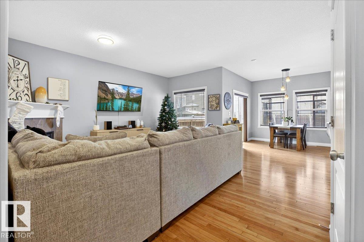 302 Silverstone Wy, Stony Plain, AB