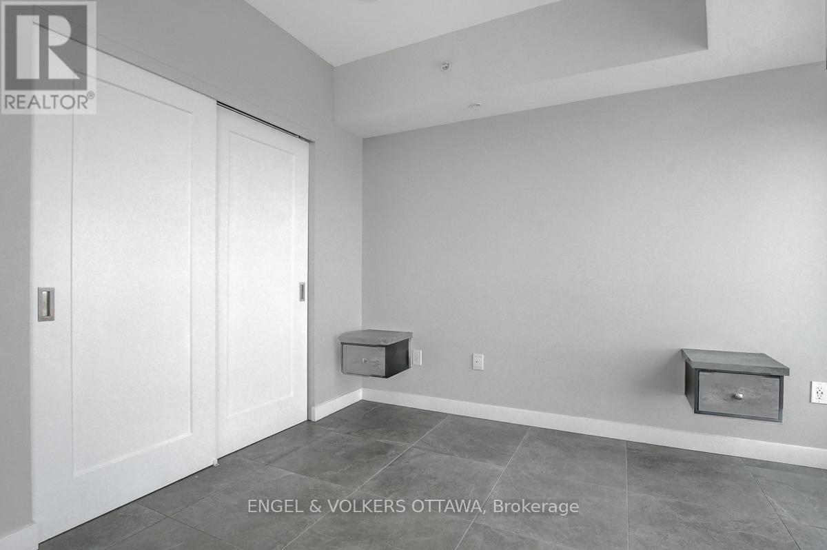 3201 - 805 Carling Avenue, Ottawa, ON - Indoor Photo Showing Other Room