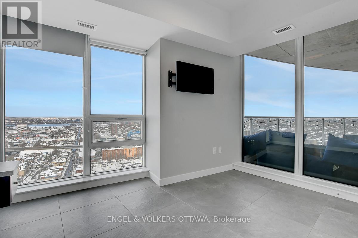 3201 - 805 Carling Avenue, Ottawa, ON - Indoor Photo Showing Other Room