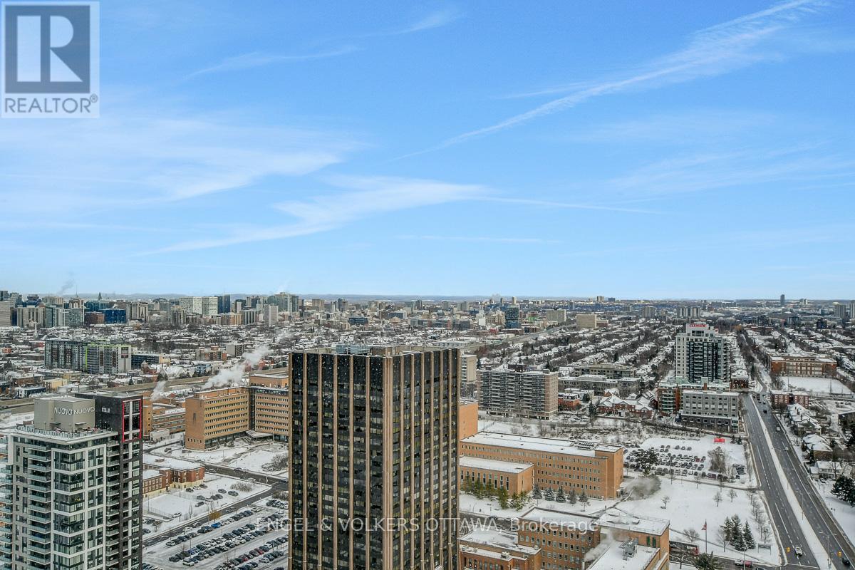 3201 - 805 Carling Avenue, Ottawa, ON - Outdoor With View
