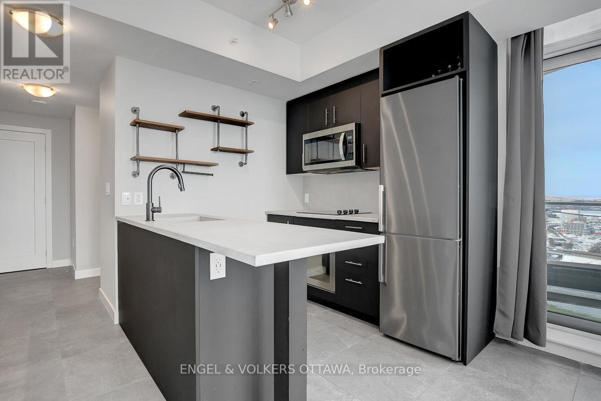 3201 - 805 Carling Avenue, Ottawa, ON - Indoor Photo Showing Kitchen