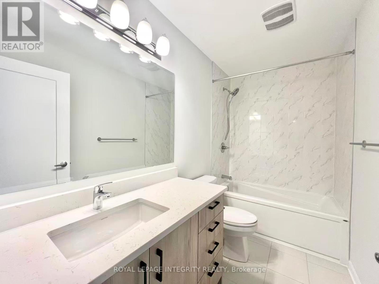 1120 Creekway Private, Ottawa, ON - Indoor Photo Showing Bathroom