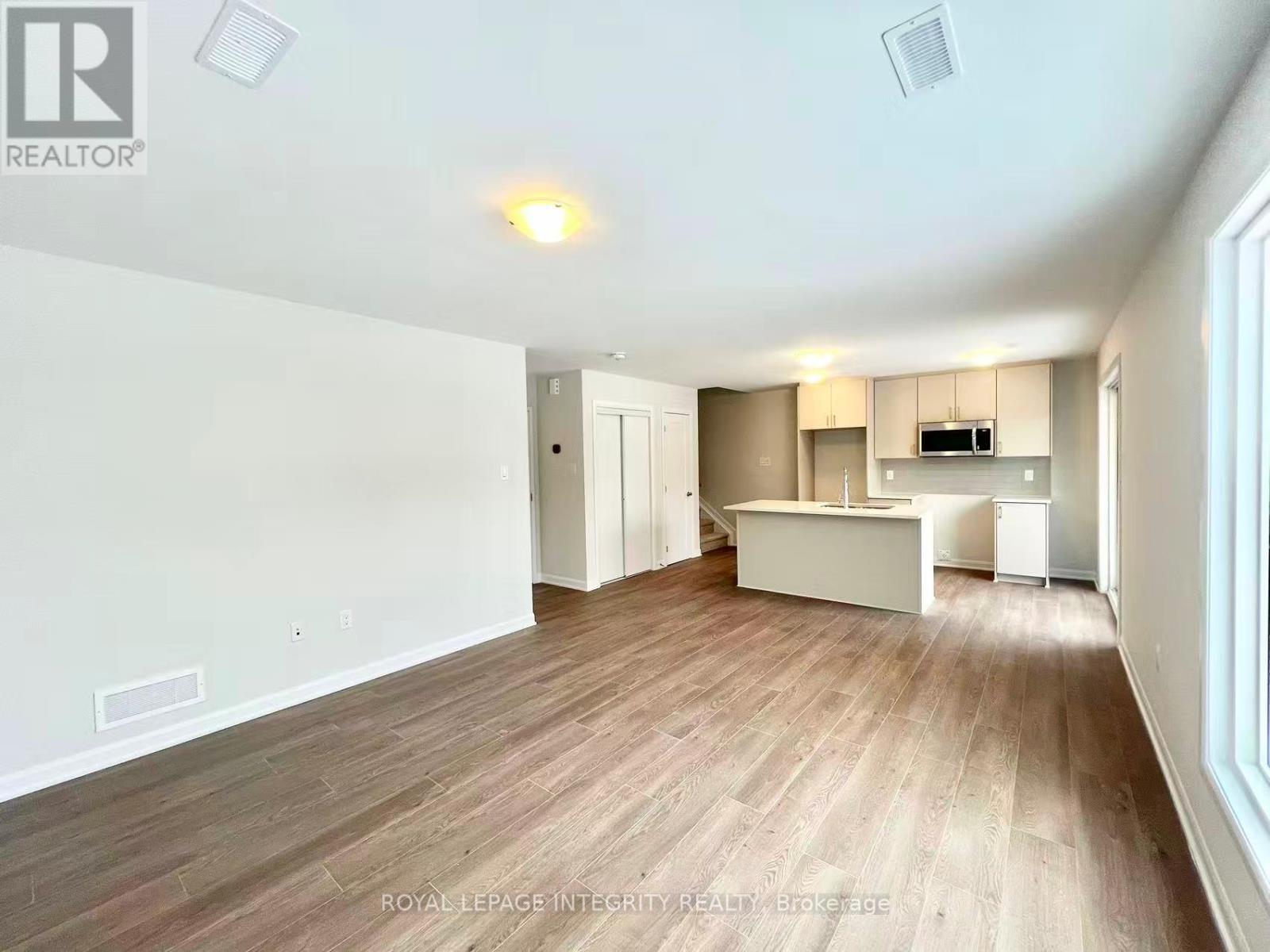 1120 Creekway Private, Ottawa, ON - Indoor Photo Showing Kitchen