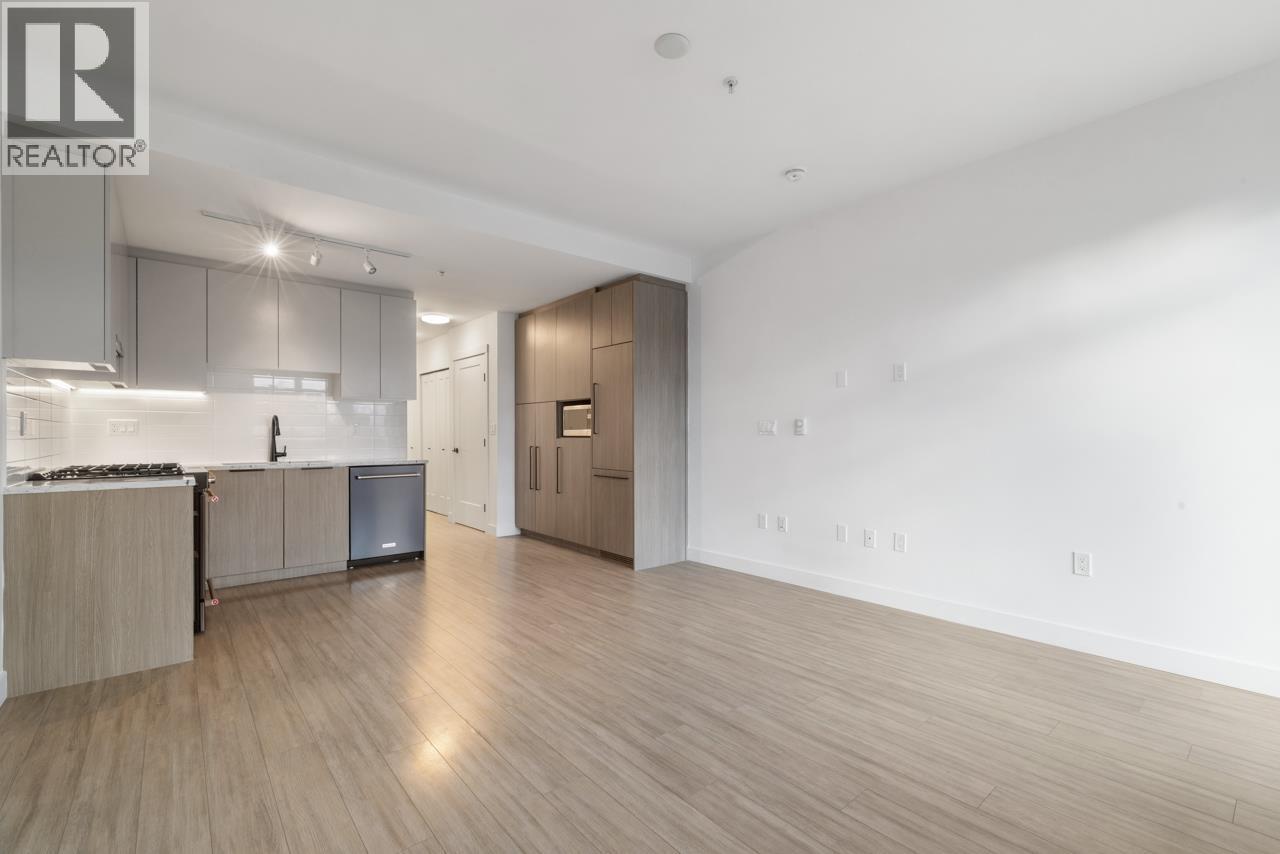 203 2408 Grant Street, Vancouver, BC - Indoor Photo Showing Kitchen