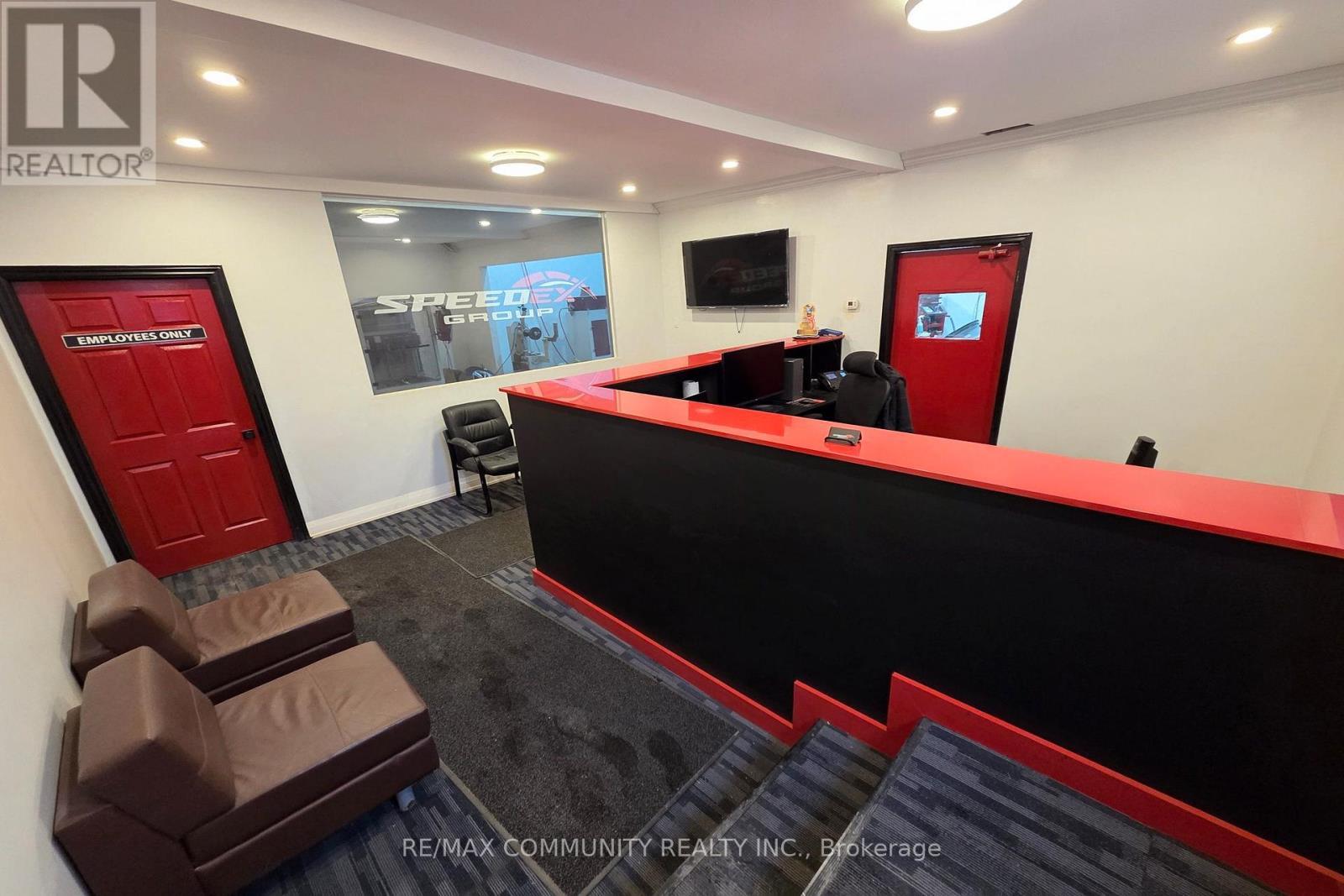 4 - 3 Laidlaw Boulevard, Markham, ON