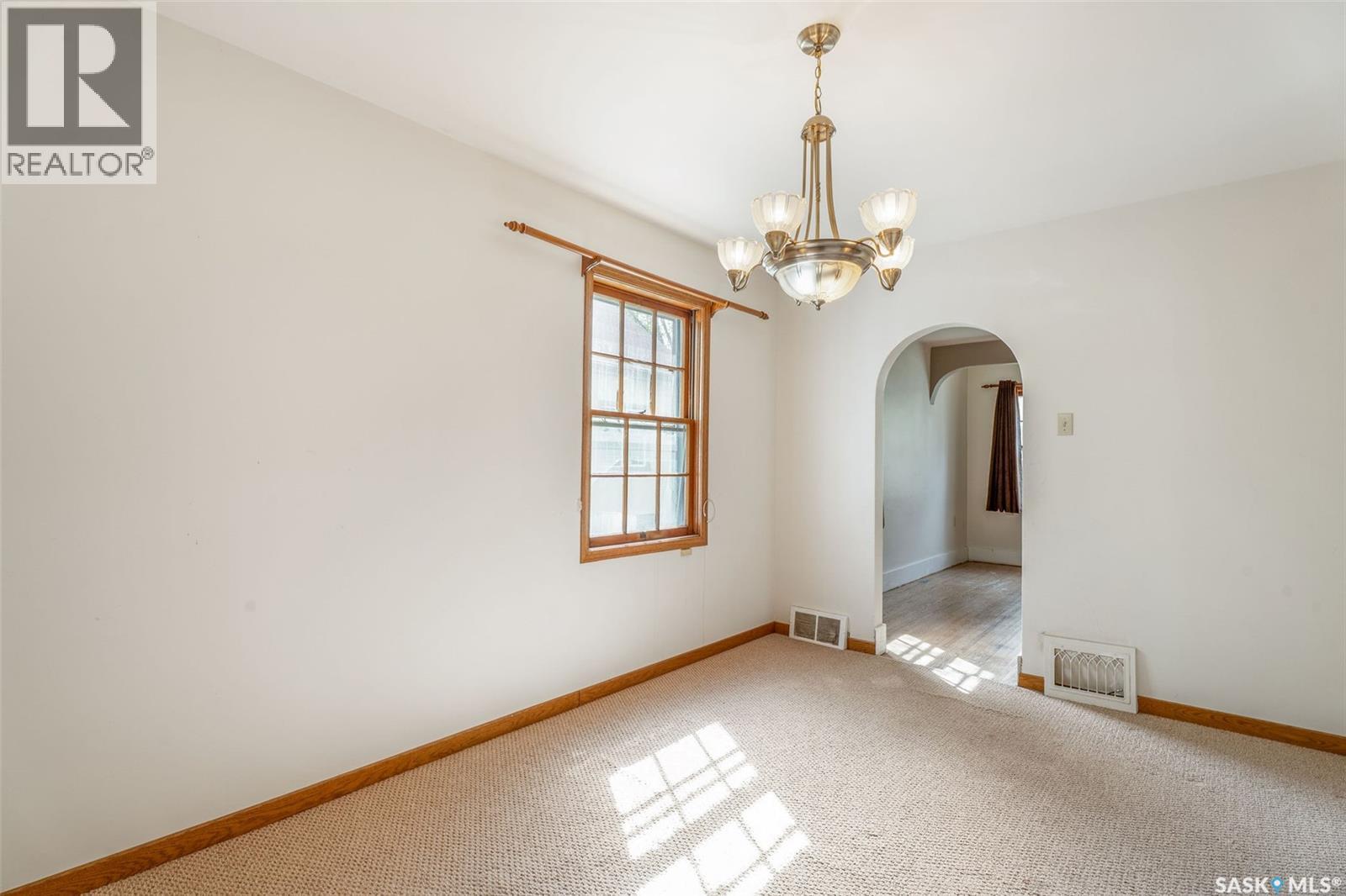 620 20Th Street W, Prince Albert, SK - Indoor Photo Showing Other Room