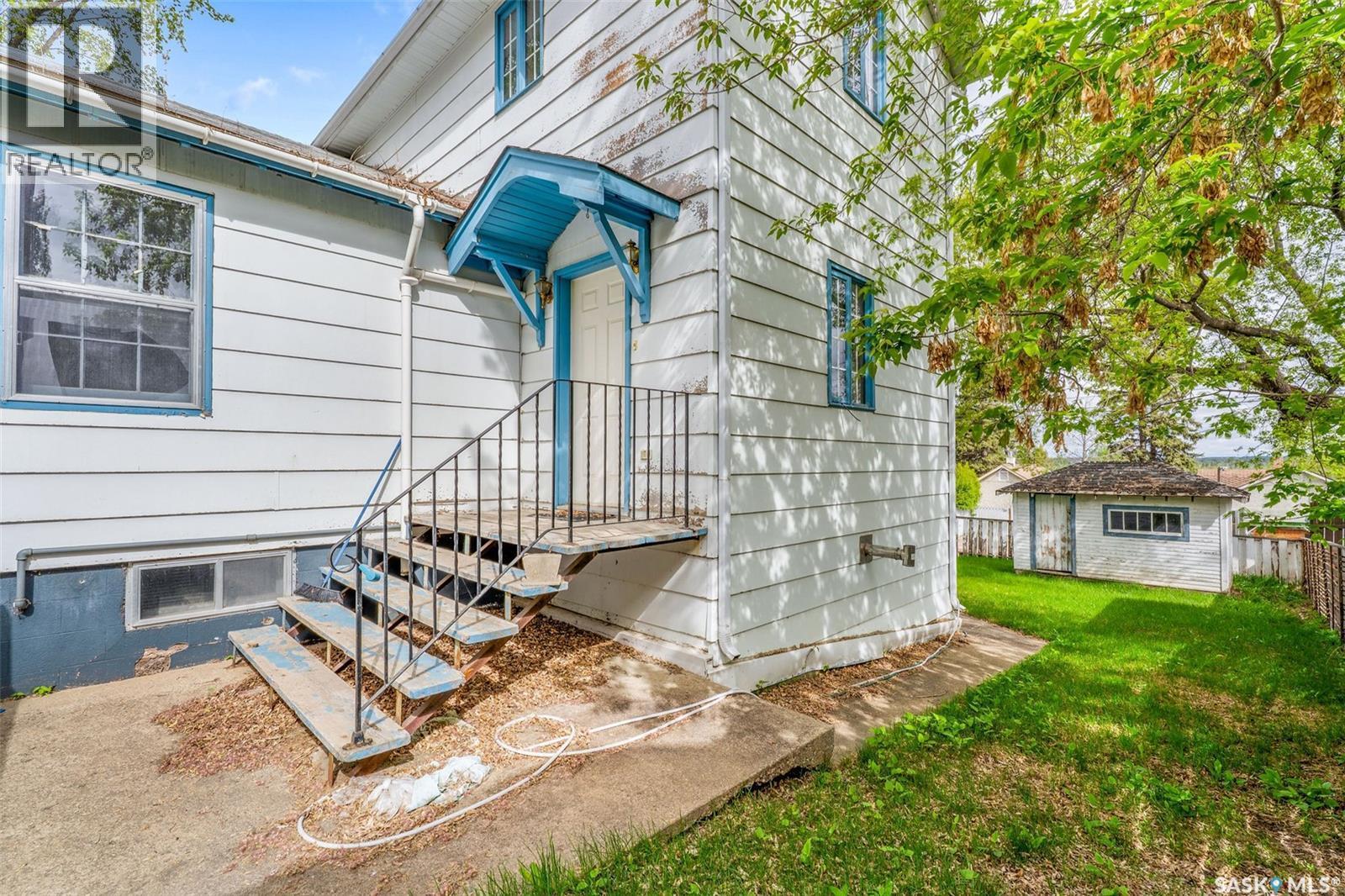 620 20Th Street W, Prince Albert, SK - Outdoor