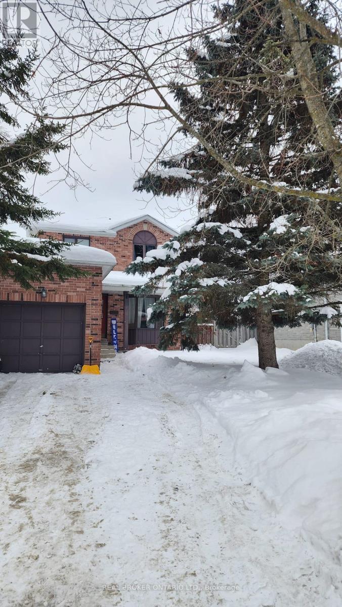 7 Pae Drive, Barrie, ON - Outdoor