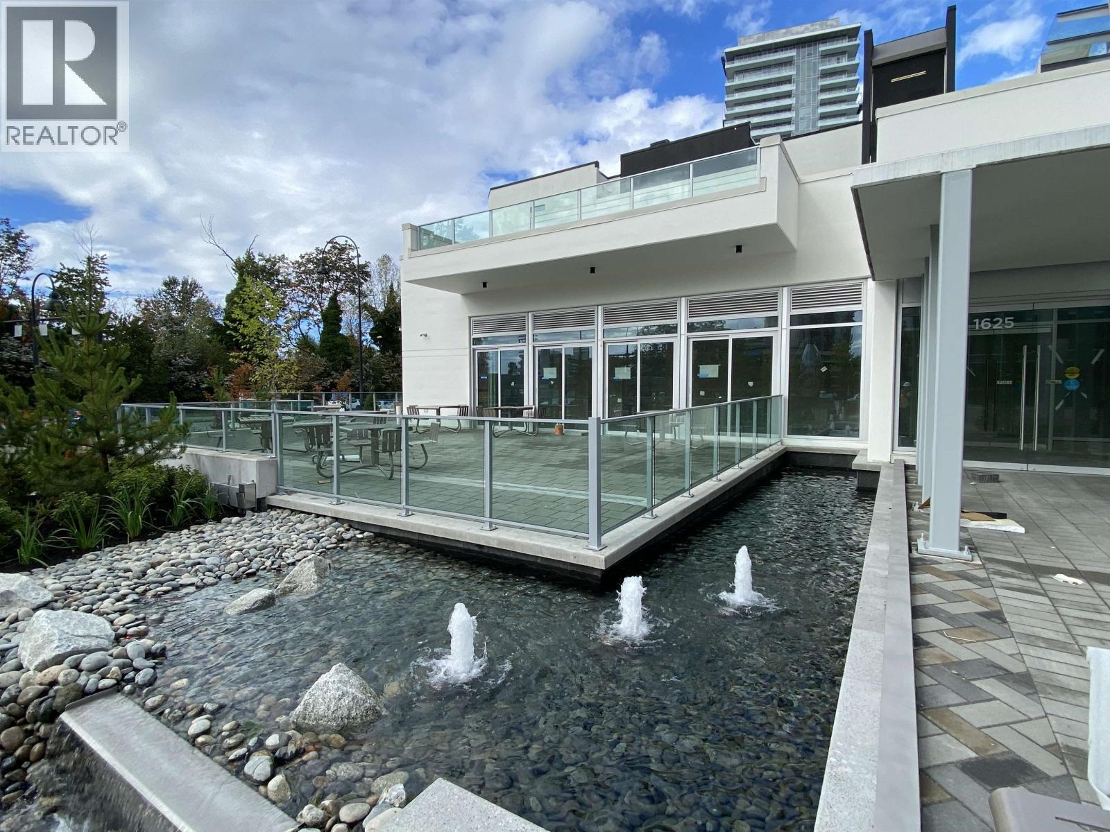 1625 Lions Gate Lane, North Vancouver, BC