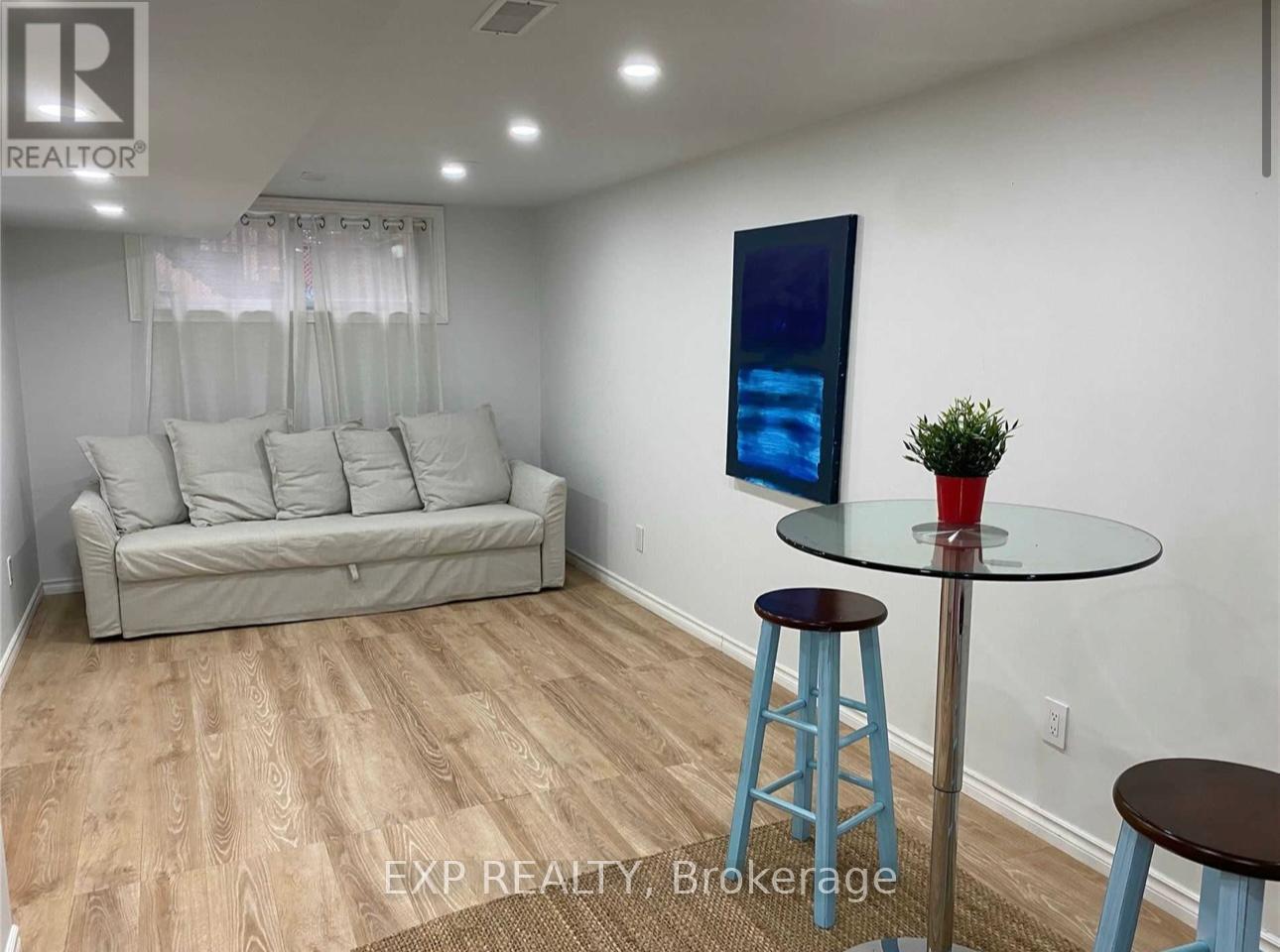 Lower - 98 Avondale Avenue, Toronto, ON - Indoor