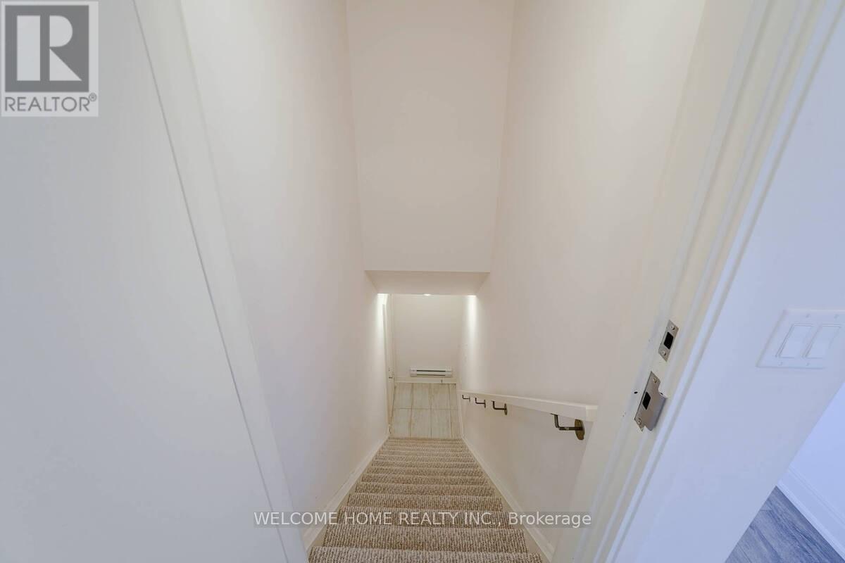 19 - 100 Dufay Road, Brampton, ON - Indoor Photo Showing Other Room