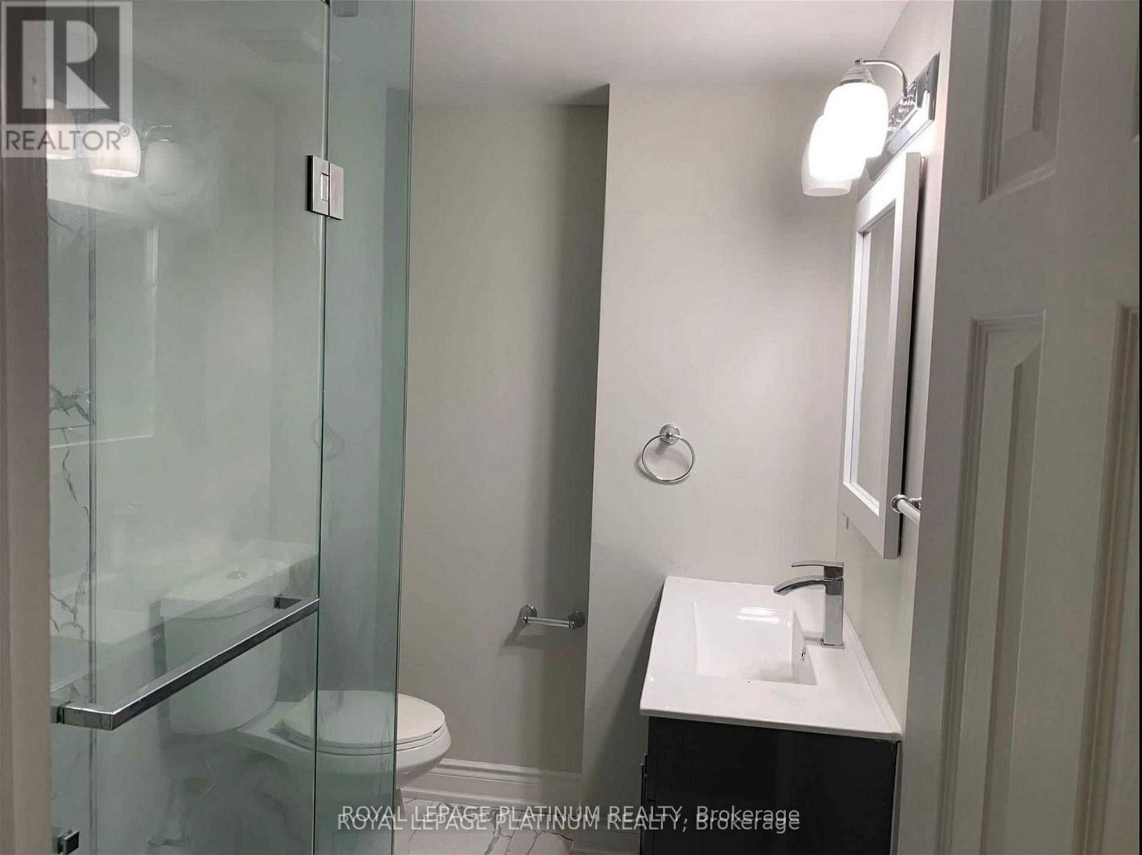 Legal Basement - 1540 Manorbrook Court, Mississauga, ON - Indoor Photo Showing Bathroom