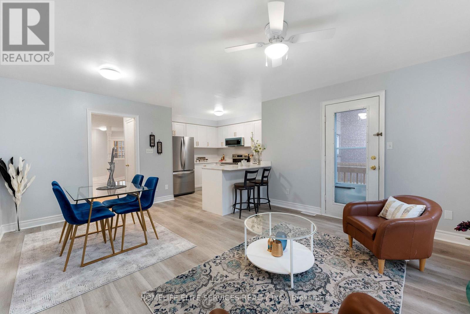 OpenConcept Kitchen/Dining Rm/separate Family Rm - 5 Lenthall Avenue, Toronto, ON - Indoor Photo Showing Living Room