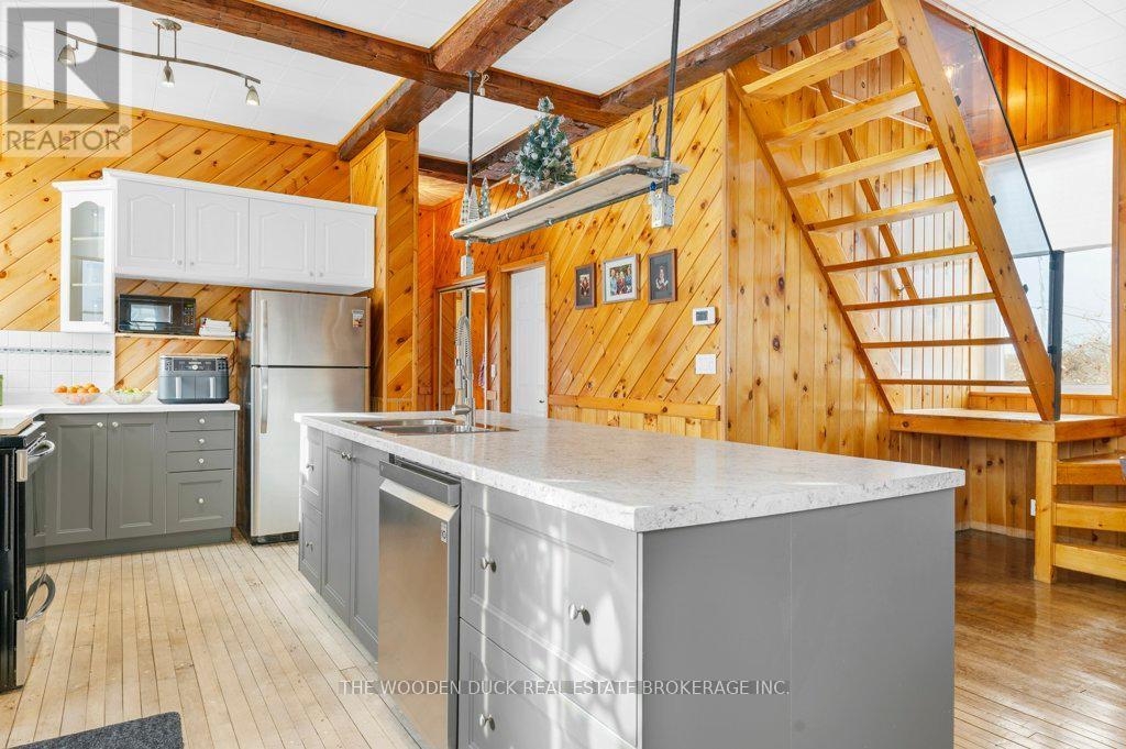44 Declair Road, Tweed (Elzevir (Twp)), ON - Indoor Photo Showing Kitchen