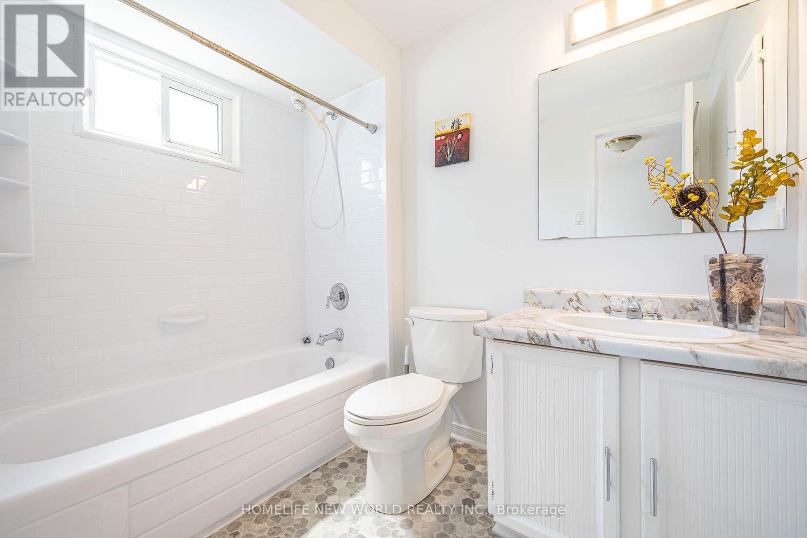 96 Port Royal Trail, Toronto, ON - Indoor Photo Showing Bathroom