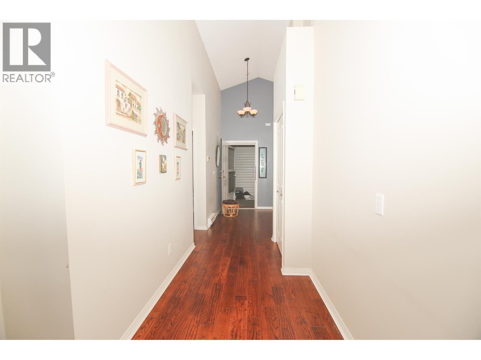 321 4955 River Road, Delta, BC - Indoor Photo Showing Other Room