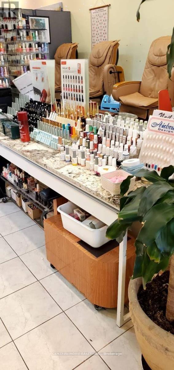 2 - 8220 Bayview Avenue, Markham, ON