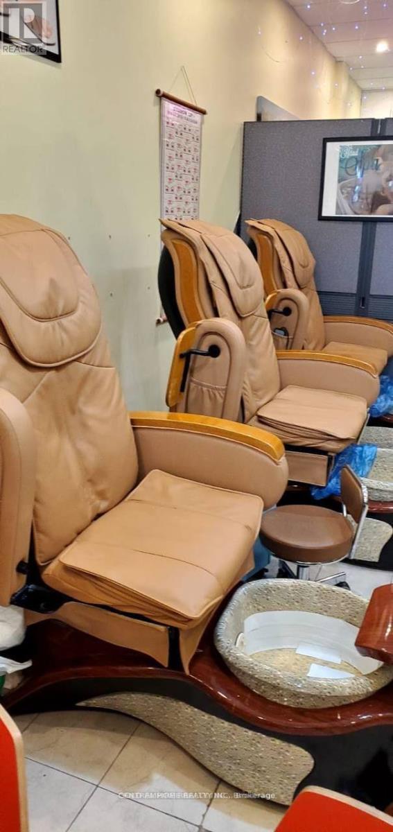 2 - 8220 Bayview Avenue, Markham, ON