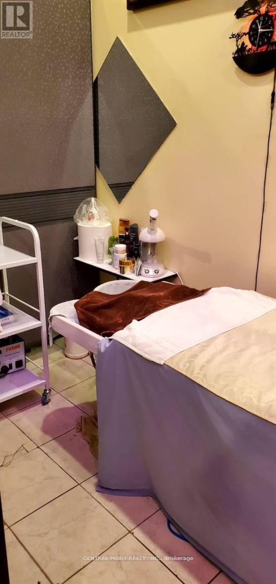 2 - 8220 Bayview Avenue, Markham, ON